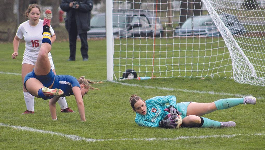 wh-mont soccer 14.jpg