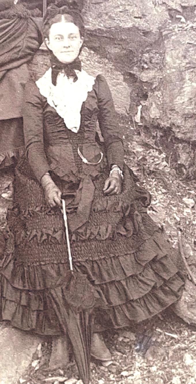 history annie dowling.jpg