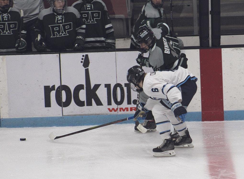 Gallery - Reeths-Puffer vs. Mona Shores hockey