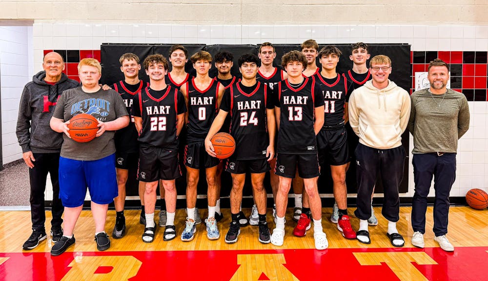 Hart Boys Basketball Team Photo 2024.jpg