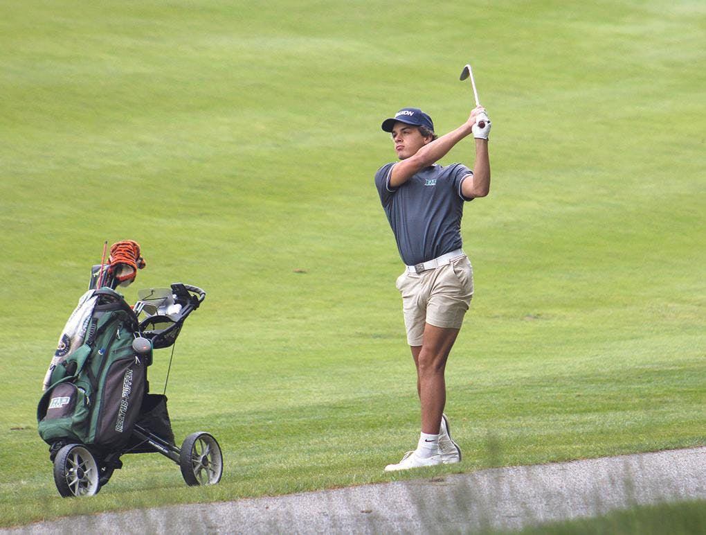 Gallery - Reeths-Puffer golf at regionals
