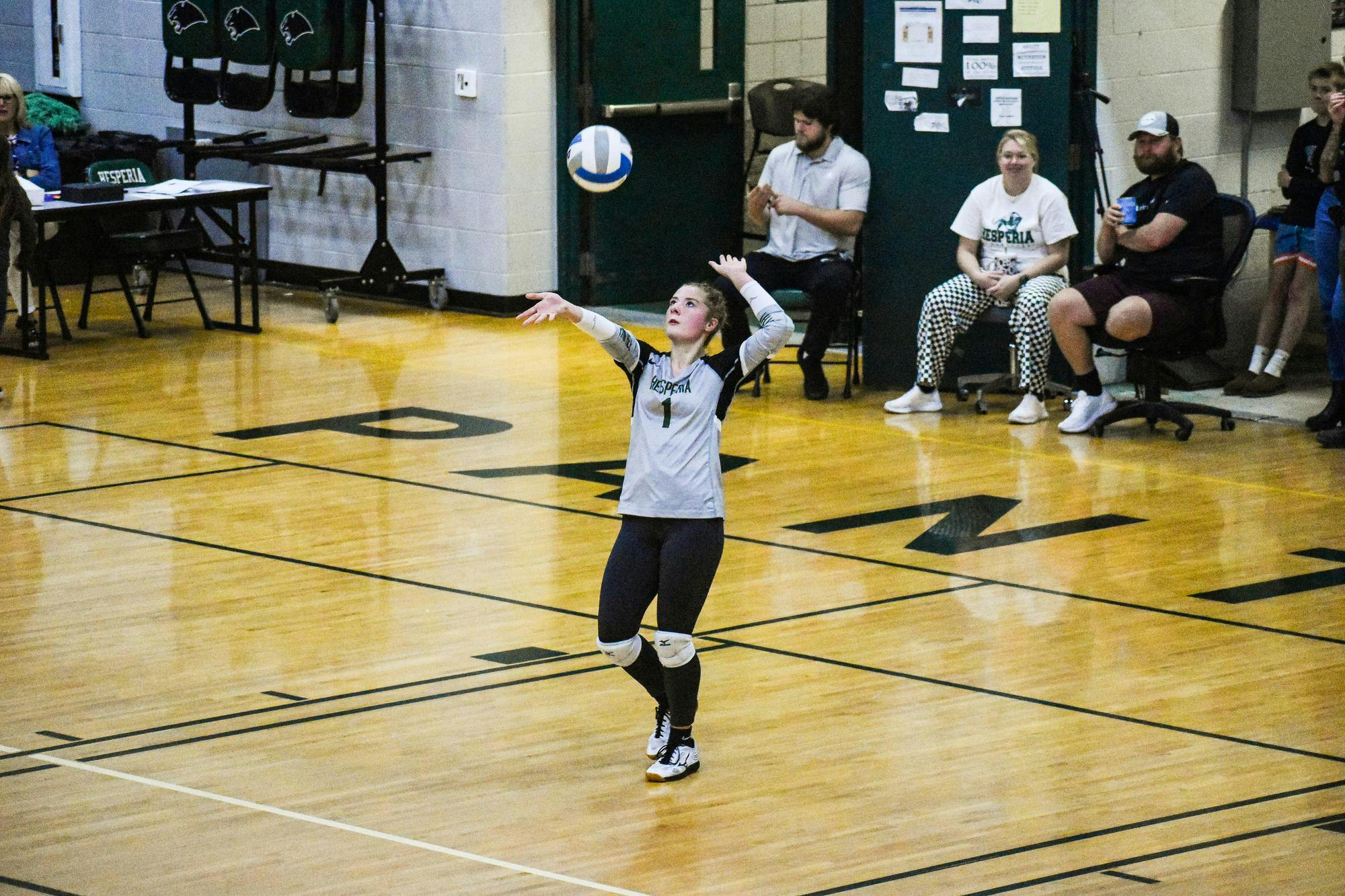 Hesperia Volleyball vs. Hart 2.jpg