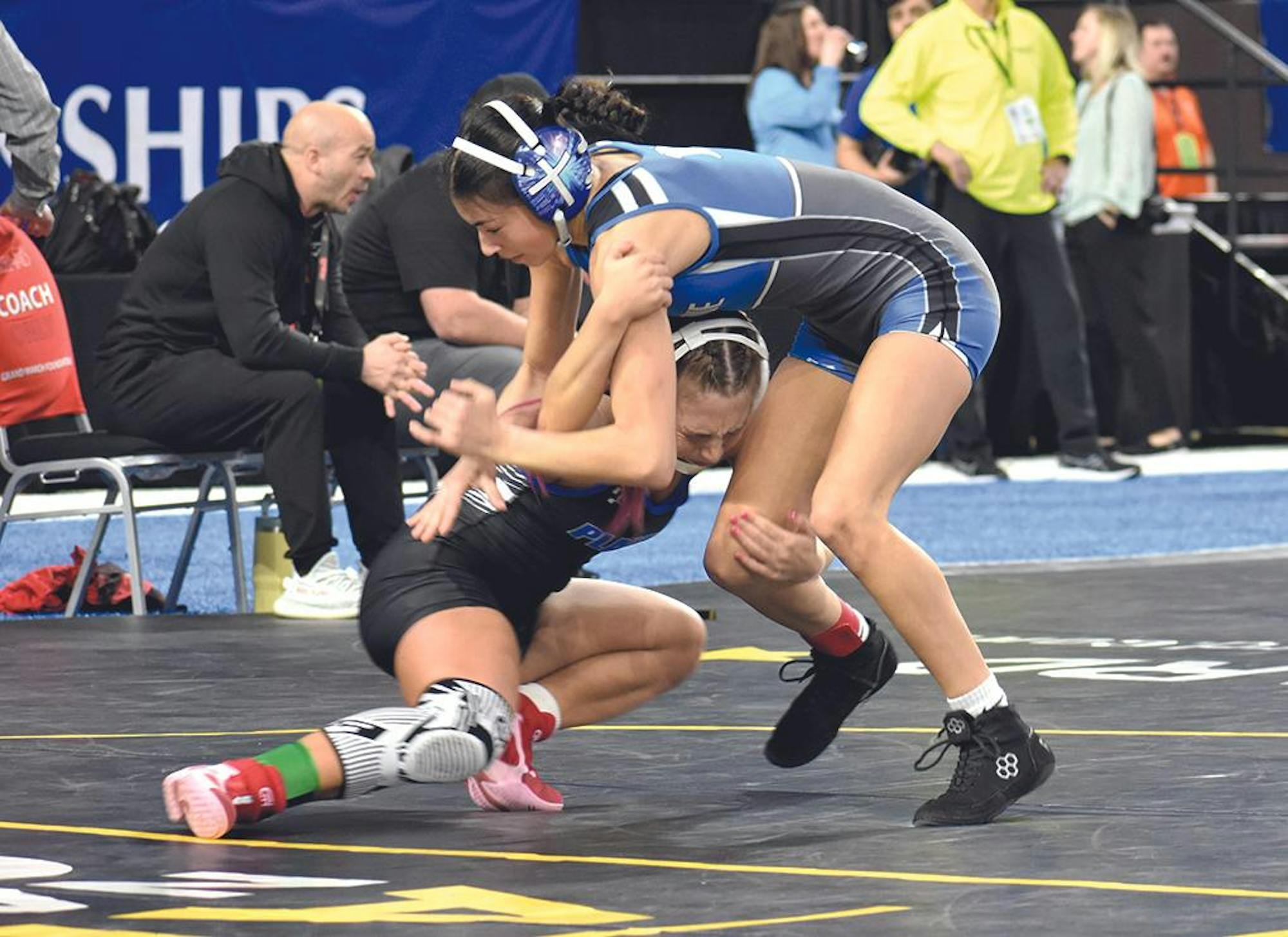 state wrestling 5 zaniya meza vs madison nieuwenhuis plainwell.jpg