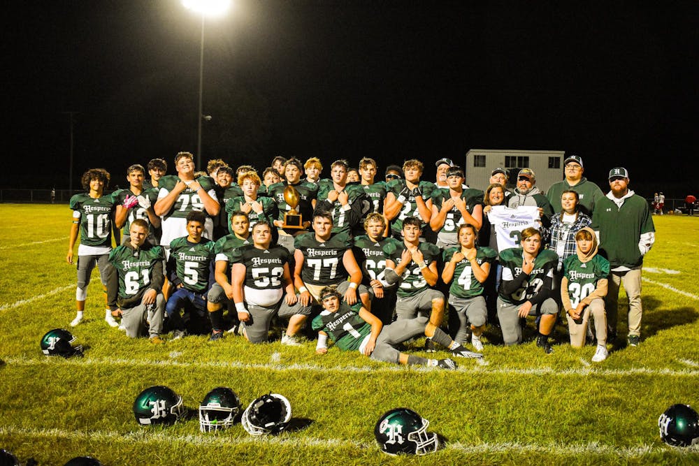 Hesperia vs. Holton - Team Photo.jpg