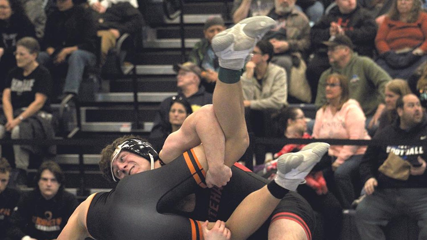 mirror wrestling 4 max krukowski vs owen young.jpg