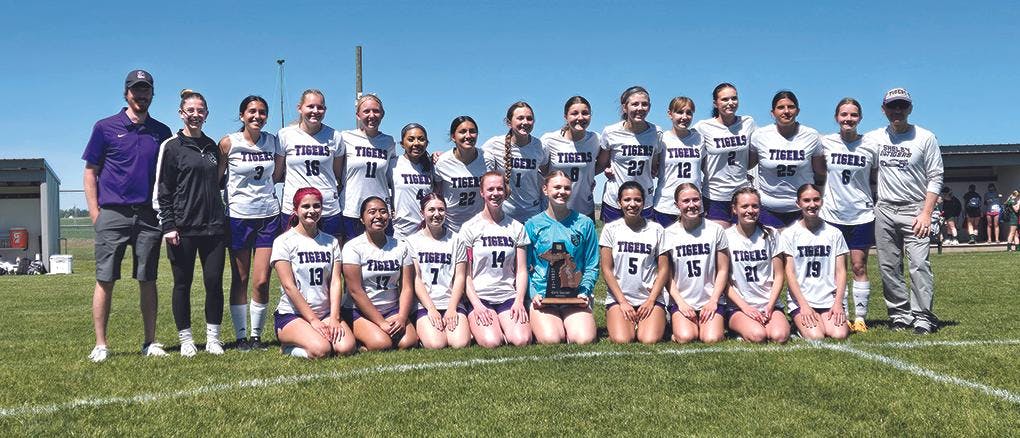shel soccer wins district.jpg