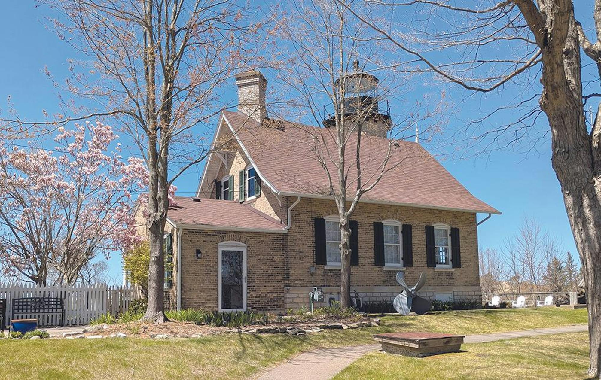 white river light station 1.jpg