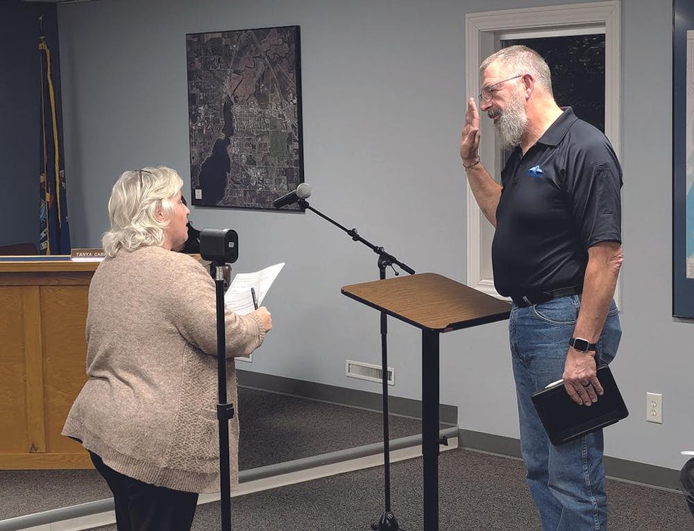 squiers sworn in.jpg