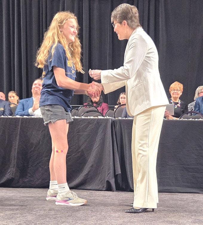 nhd 1 kallie sapp award.jpg