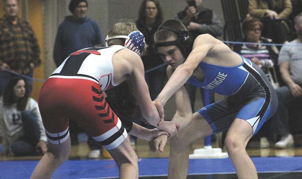 mont wrestling 3 brock hunter vs ian sholty fremont.jpg