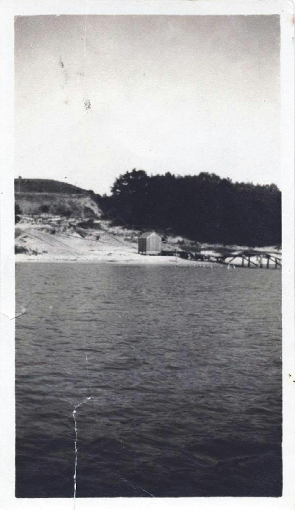 1997-046-14-020.jpg