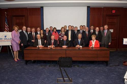 Senators encourage McDavis and other university presidents to help make college affordable  