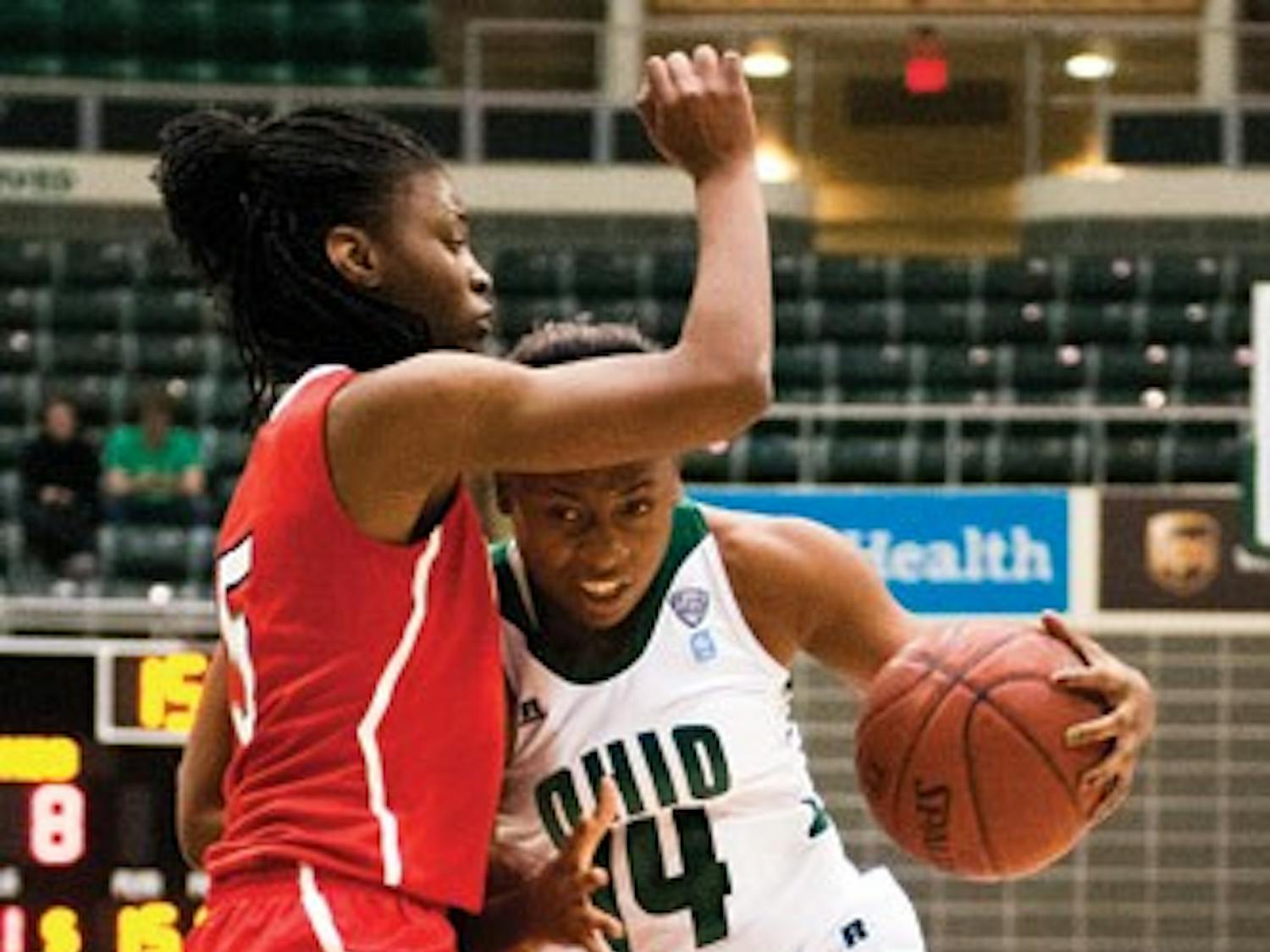 Women's Basketball: Narrow victory tied to absent players  