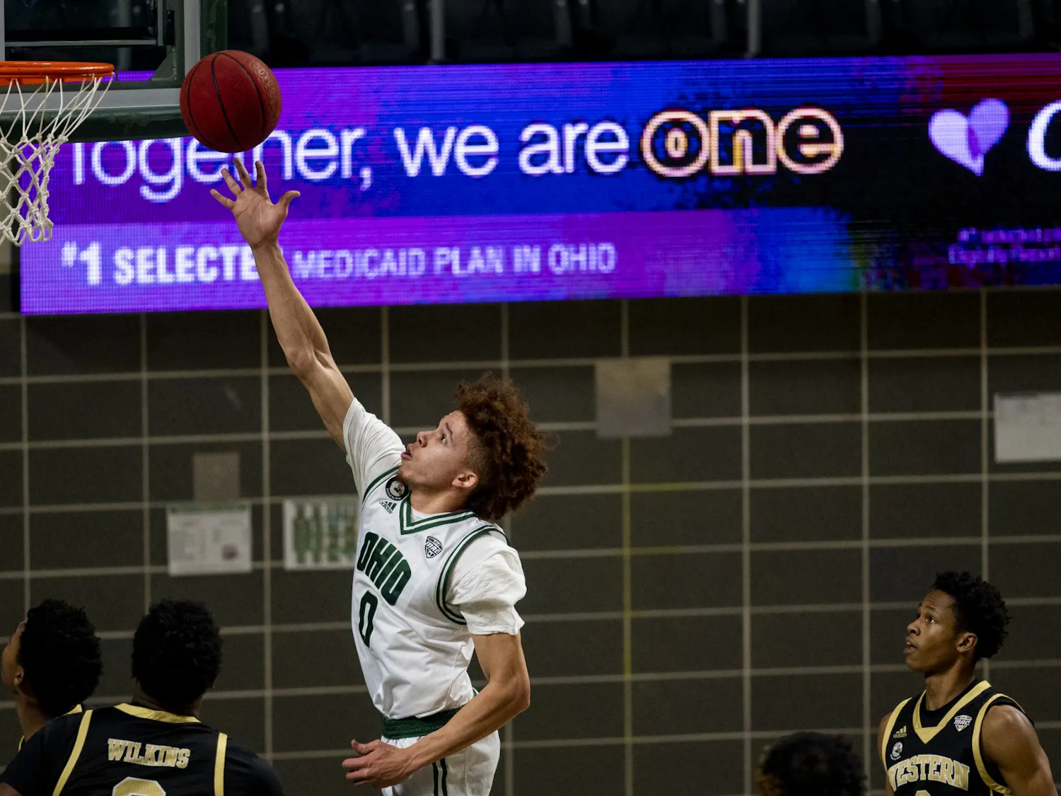 Mens Basketball v WM