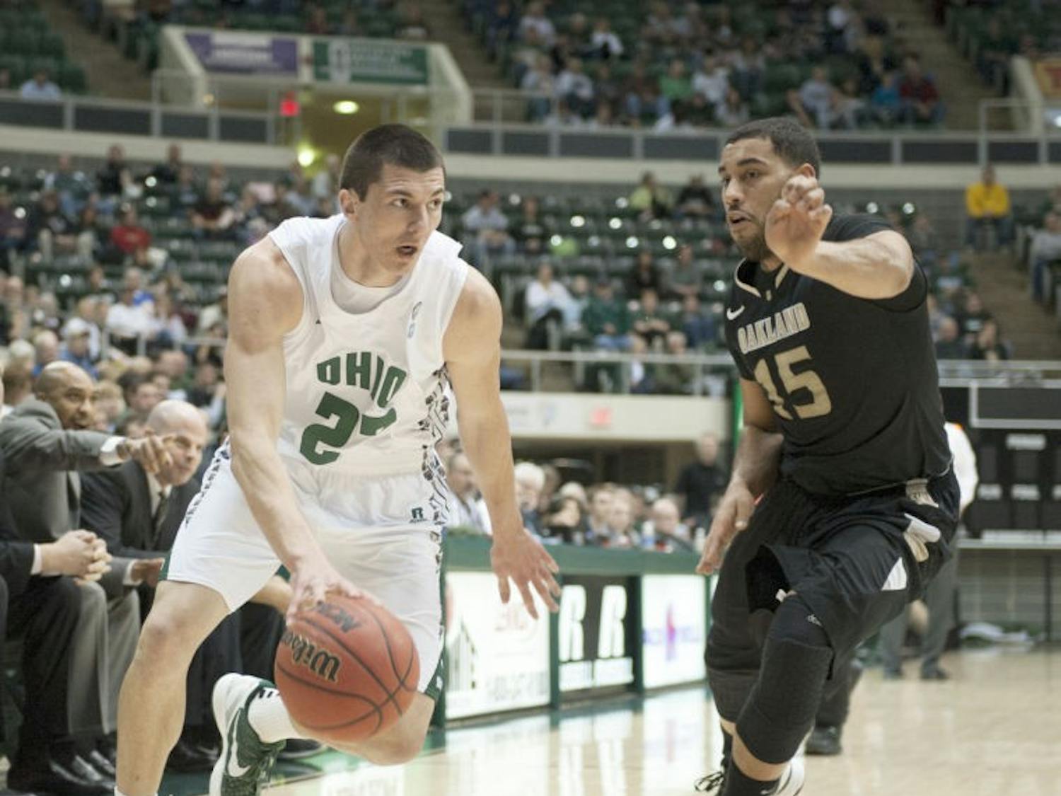 Basketball Notebook: Ohio falls to UMass in third straight road game  