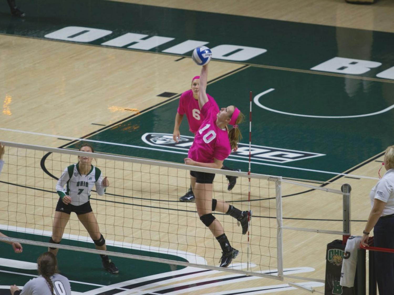 Labmberti jump and hit