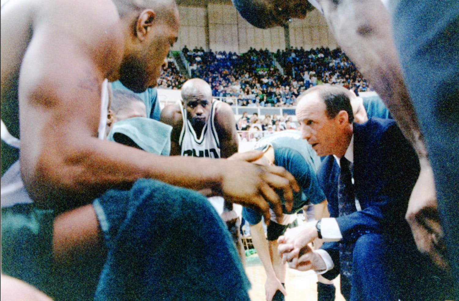 Larry Hunter coaches his team in The Convo. He died Friday morning. (Photo courtesy of Ohio athletics).&nbsp;