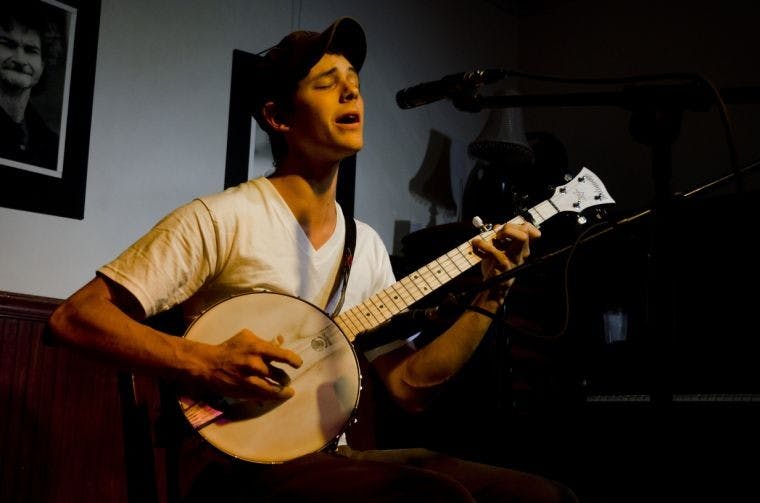 Musician puts new spin on bluegrass  