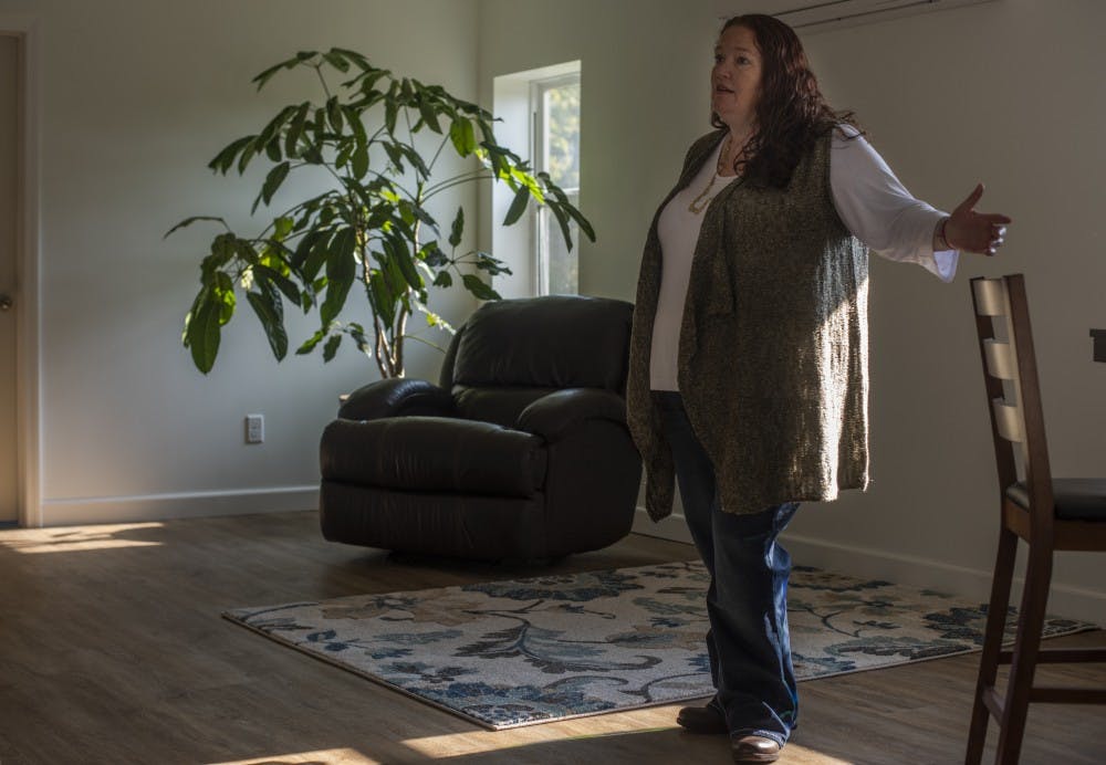 Deanne_JessicaLittler-3 (1).jpg