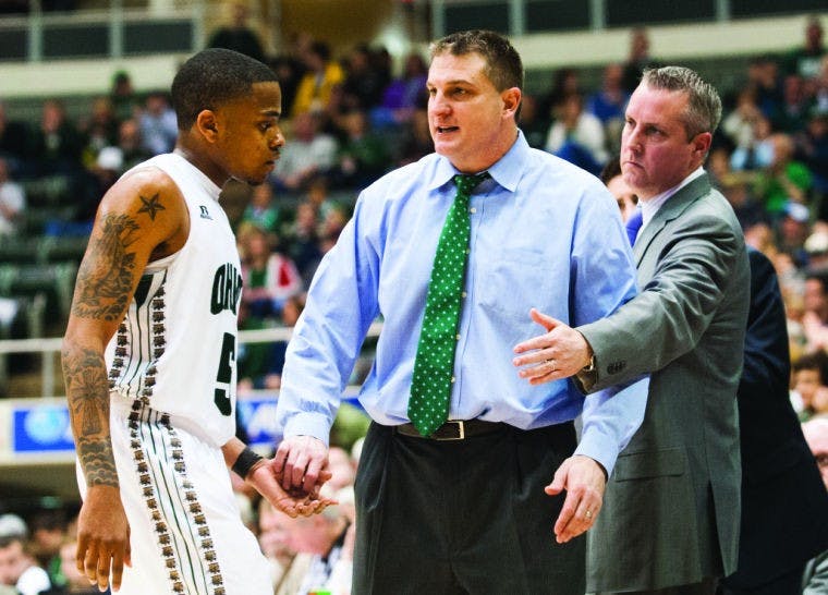 Men's Basketball: Ohio seeks to subdue Kent State's strong senior duo  