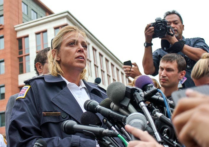 Reports: 13 dead in Washington Navy Yard shooting  