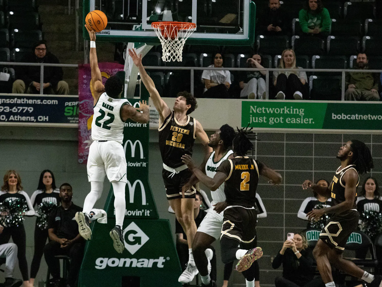 BBall vs. Western Michigan 3_Legg