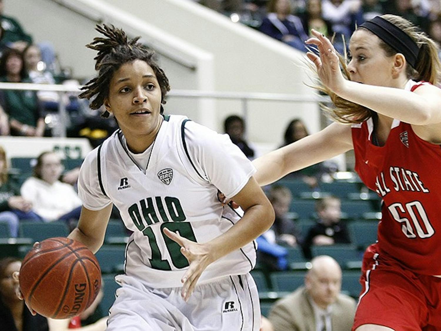 Women's Basketball: Early fouls plague Bobcats in loss