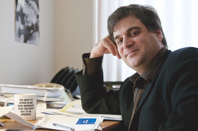 Humor course returns comedy to classroom  