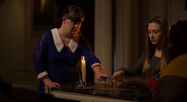 TV: ‘American Horror Story’ introduces The Axeman, a killer and a lover  