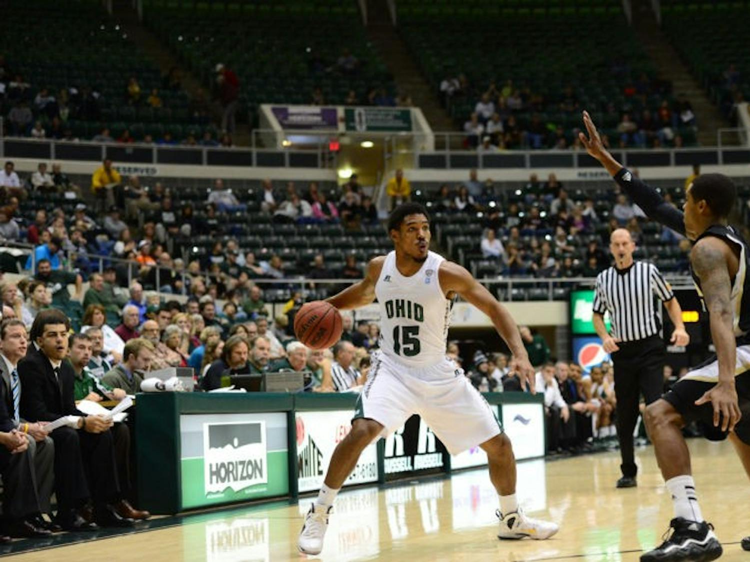 Men's Basketball: Ohio hosts Hampton in last game before holiday  