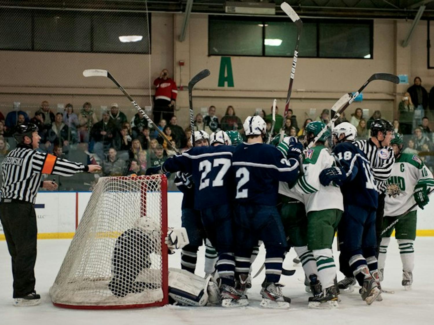 Hockey: Penn State frustrates Ohio attack, sweeps final series  