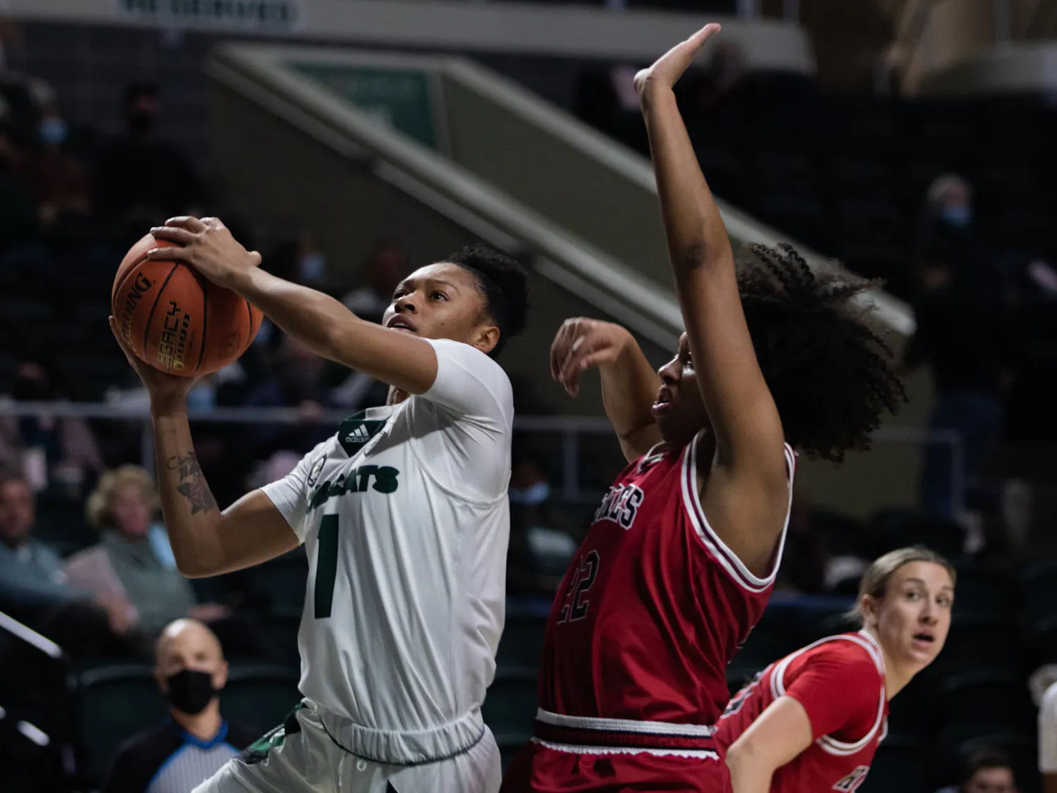 OUvNIU_WBB_Swanson