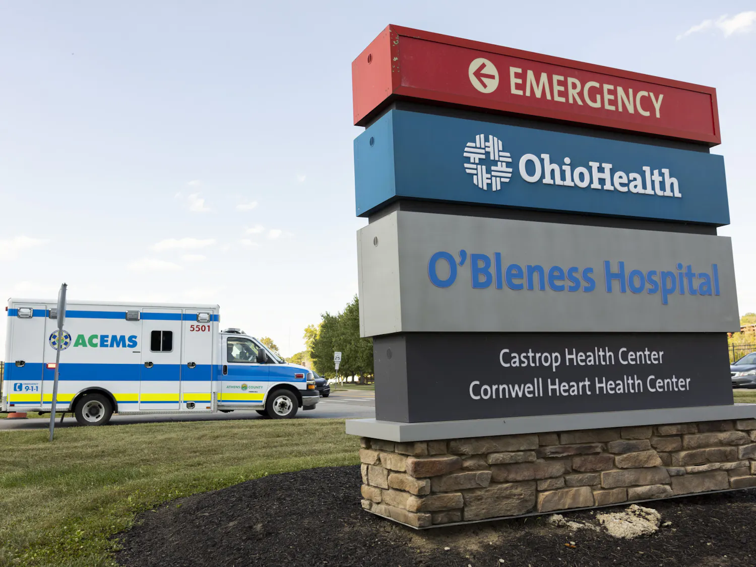 HealthcareOptionsOverview-18_O'Bleness Hospital _ Tatham .jpg