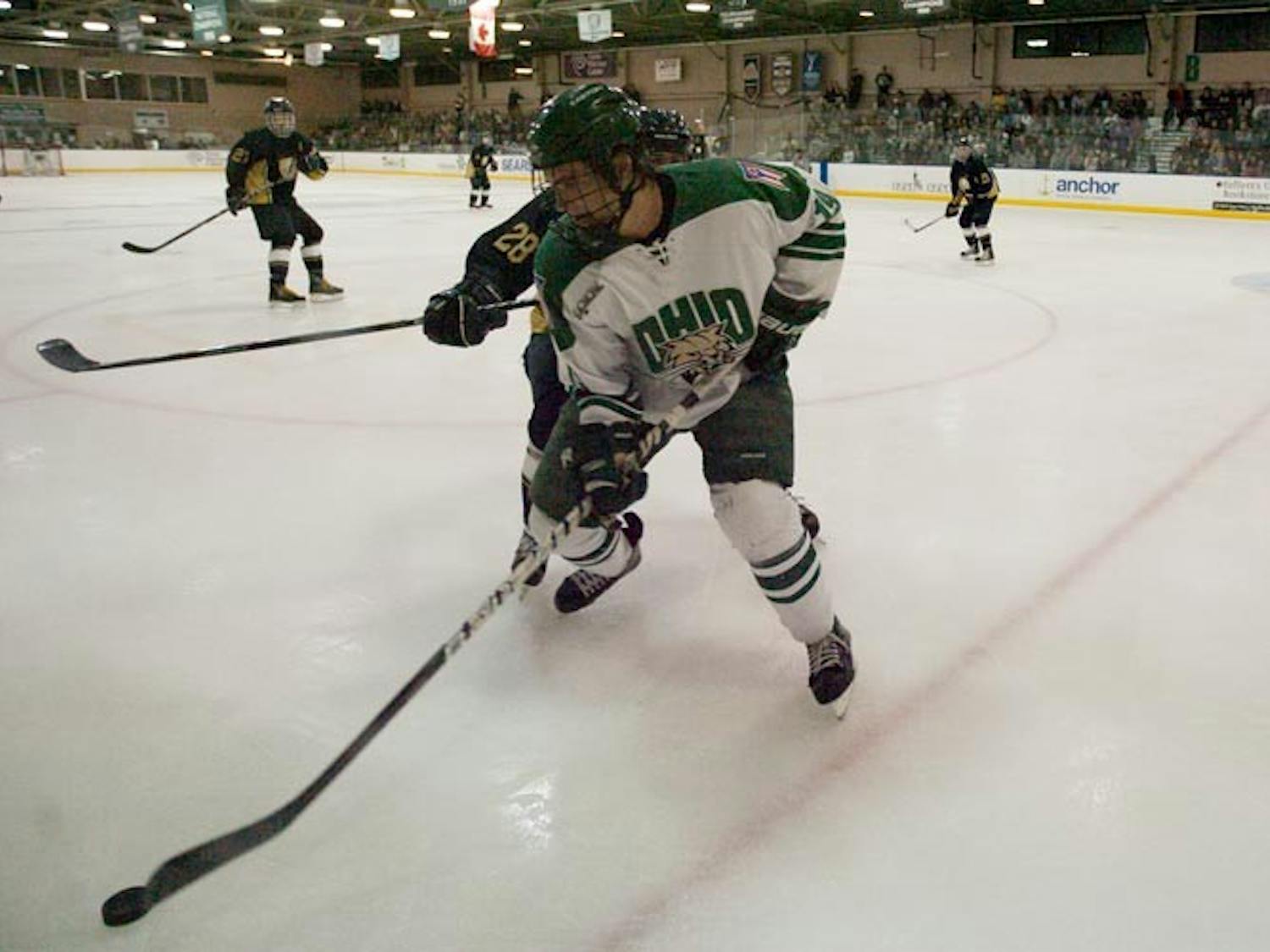 Hockey: Ohio topples WVU to remain undefeated  