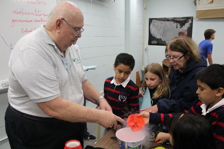 Clippinger Lab open house demonstrates physics fun  