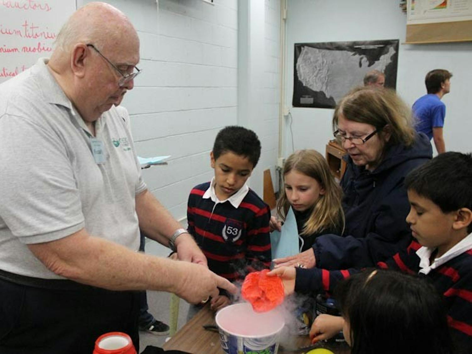 Clippinger Lab open house demonstrates physics fun