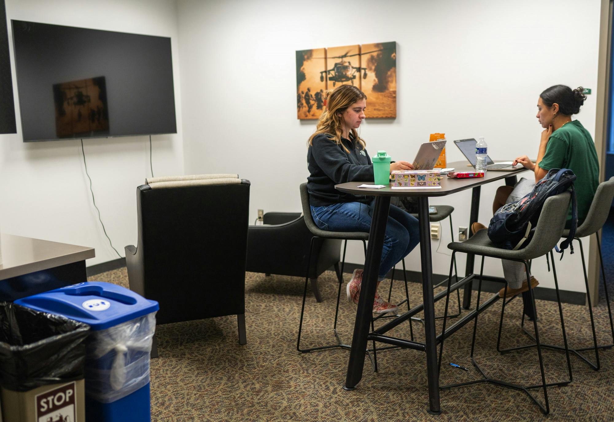 Veterans Lounge_Spurlock