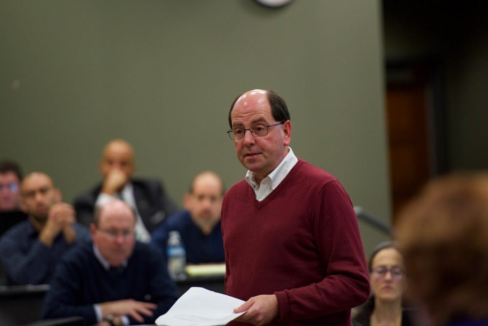 Faculty Senate Joe McLaughlin