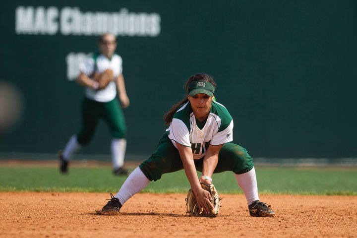 Softball: 'Cats focus on goals, not rain  