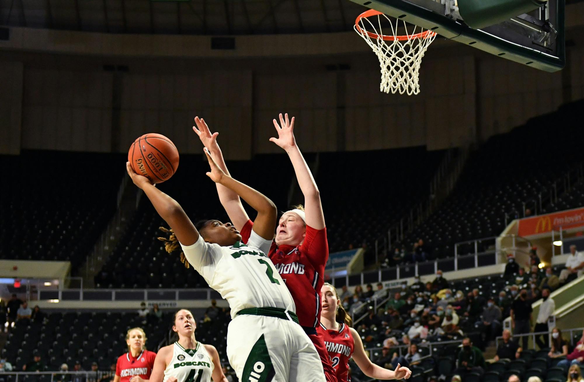 Womens BBall Vs Richmond_ Alaina Dackerman-001-2.jpg