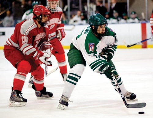 Hockey: Odds favor homey 'Cats in Fighting Illini matchup  