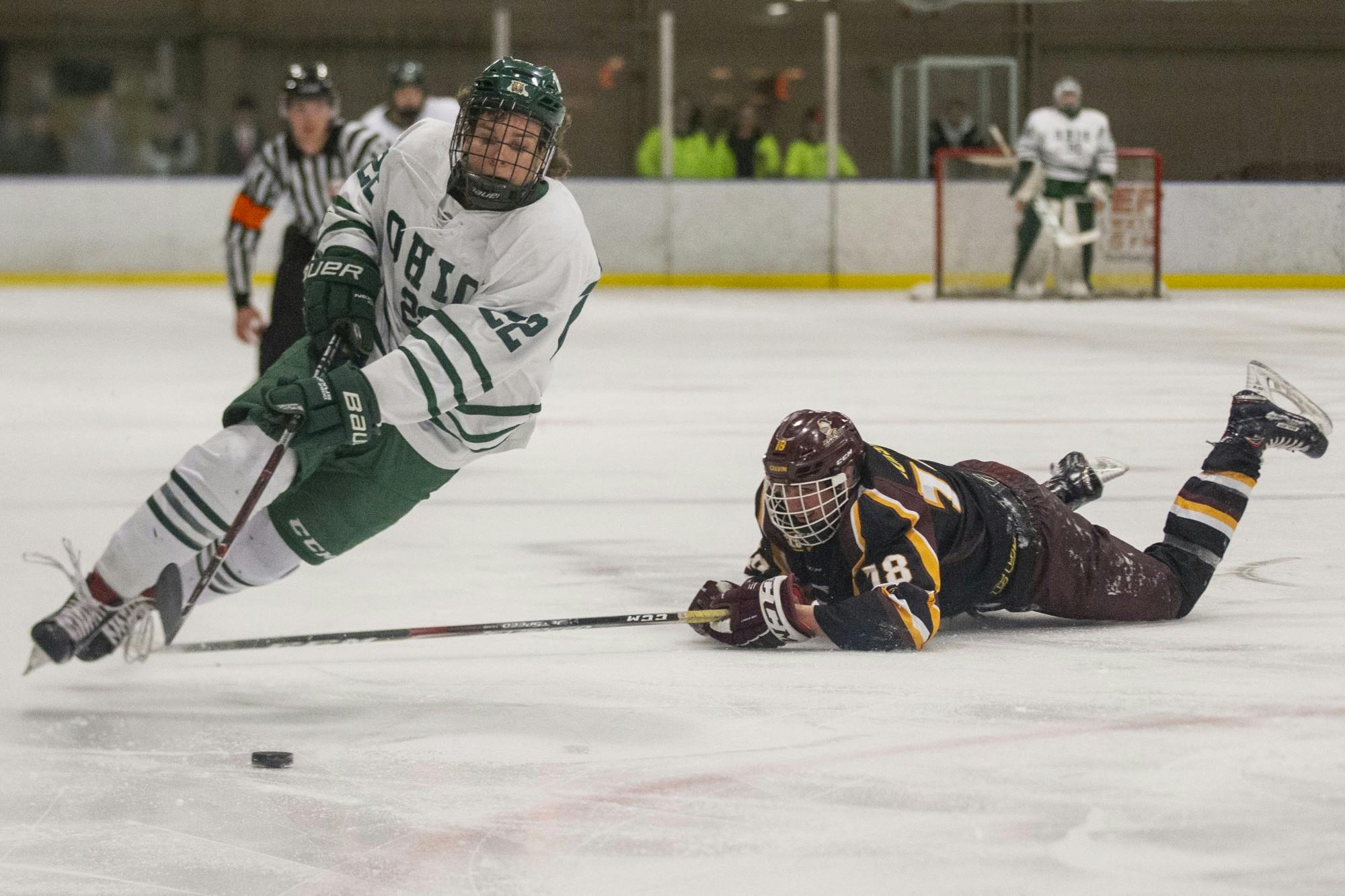 {2020}{01}{17} {OU Hockey vs Calvin}{CM}-1.jpg