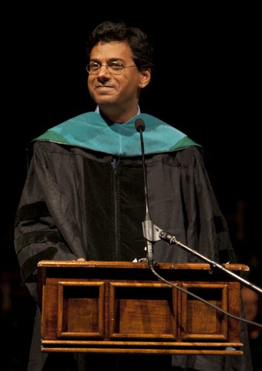 More than 4,000 become Ohio University alumni at weekend ceremonies  