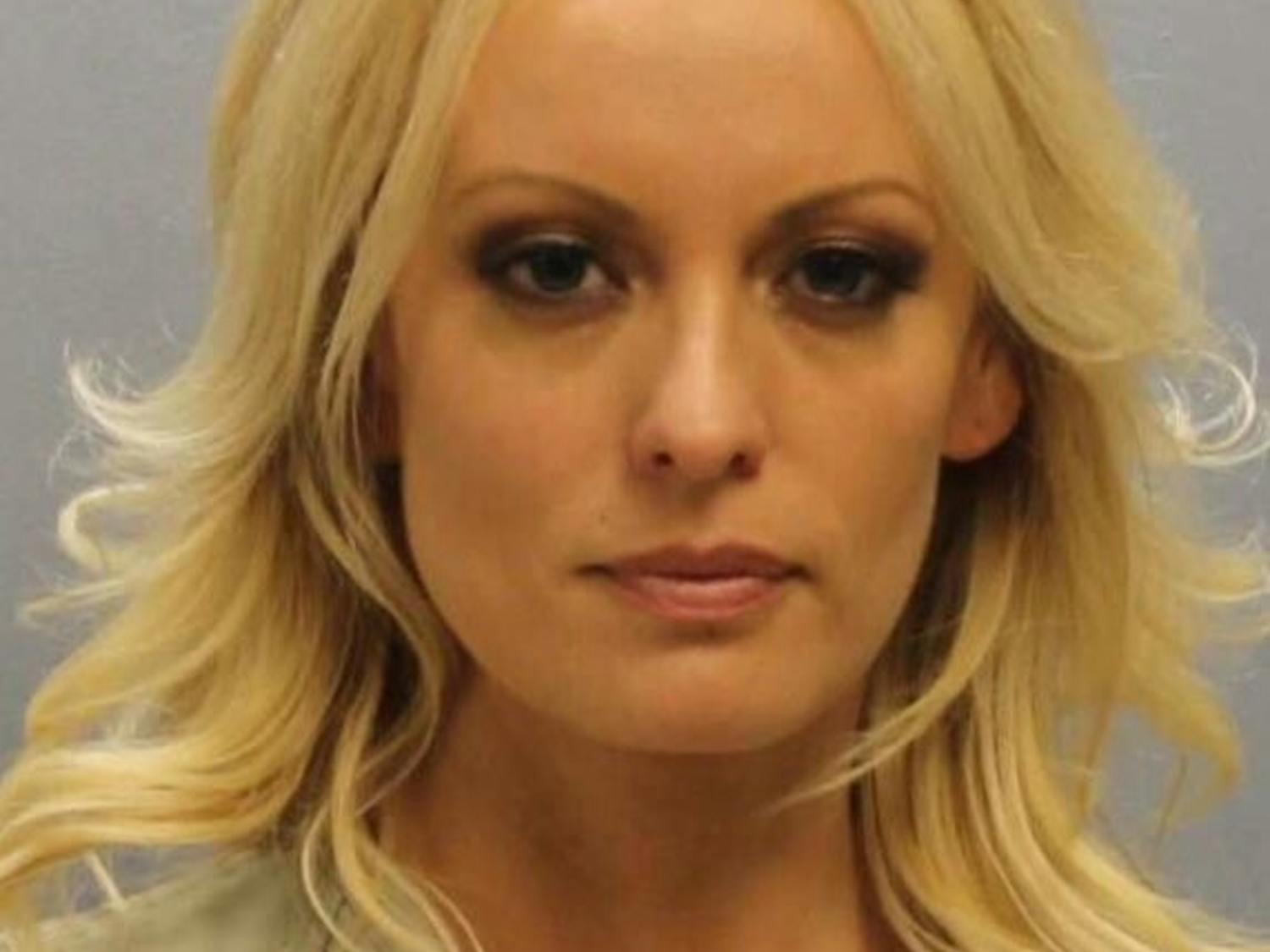 stormy_daniels_mug.jpg