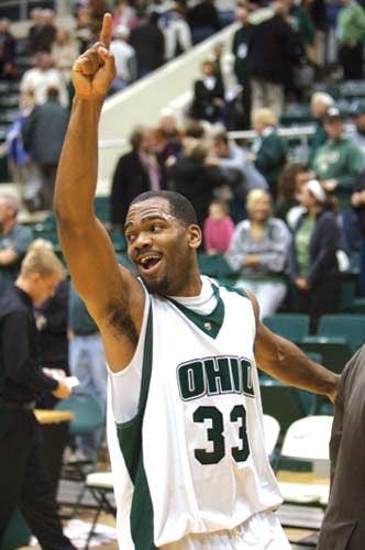 Former Ohio forward finds home far away  