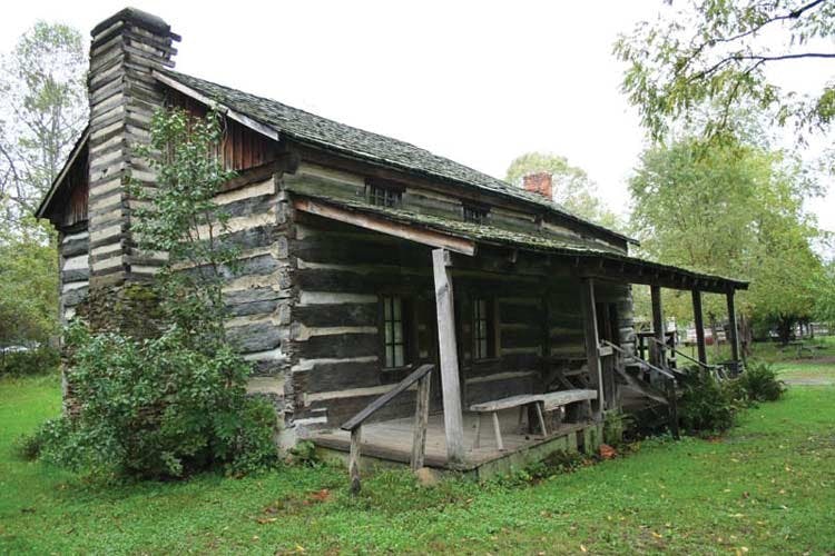 Husband-and-wife duo hold historical paranormal bike ride for Athens and Nelsonville  