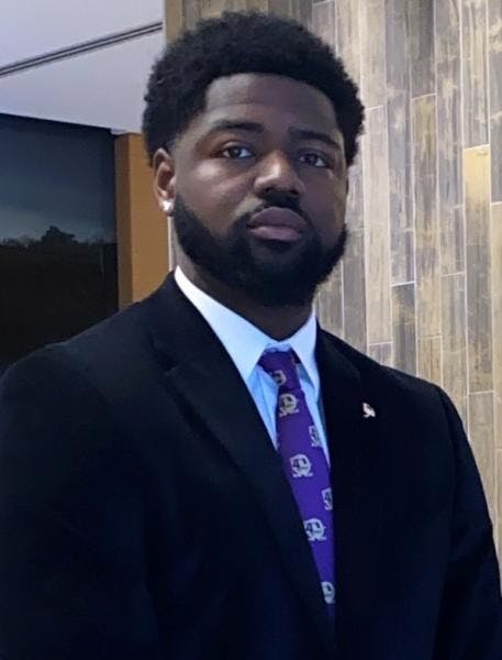 StuSenPresidentFeature