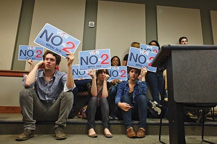 Student Senate: SB 5 vote left off meeting agenda  