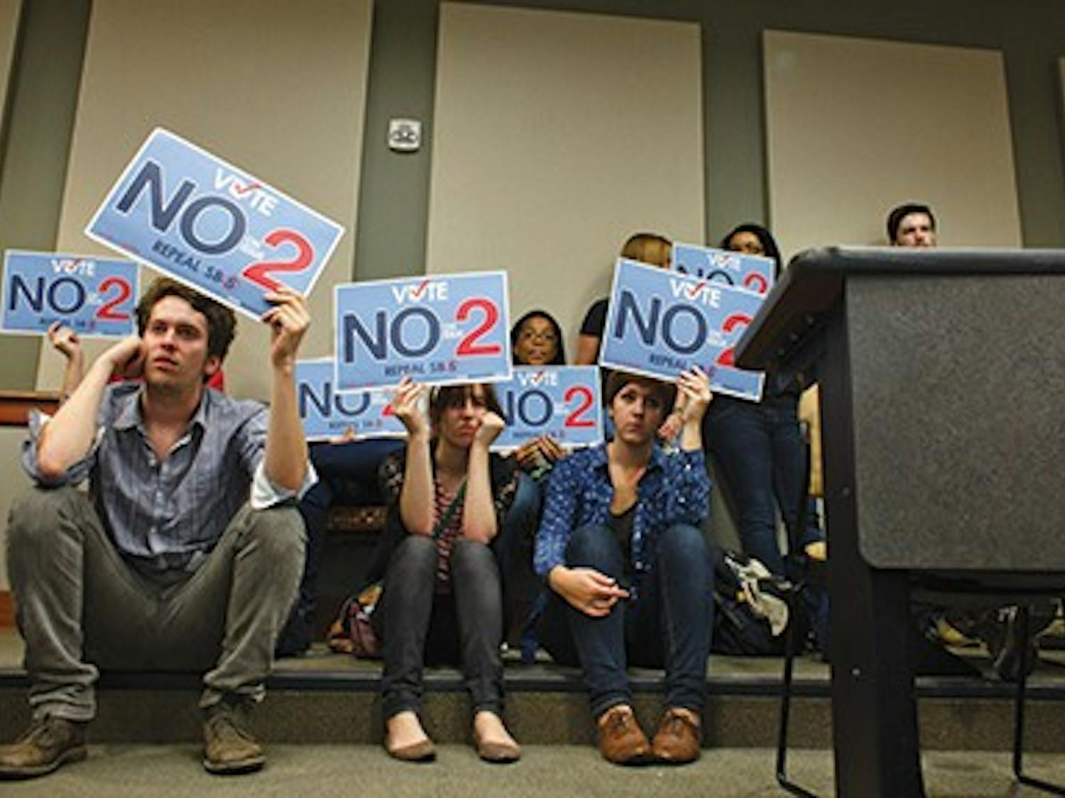 Student Senate: SB 5 vote left off meeting agenda