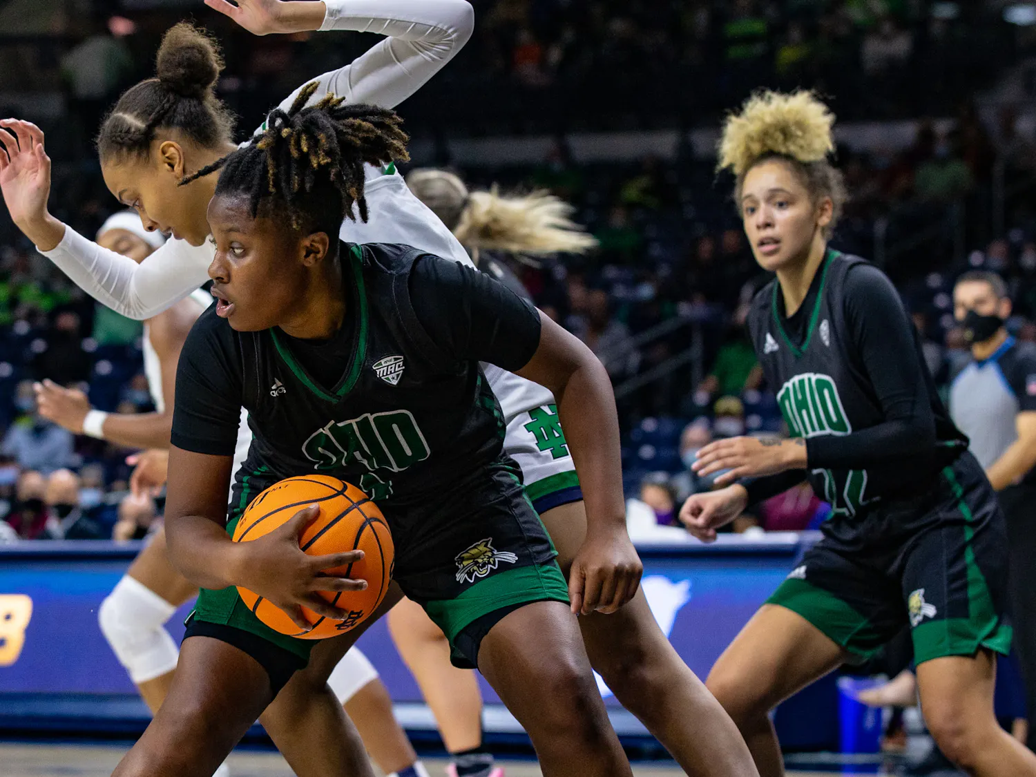 Jarrold-Grapes_WomensBasketBall2